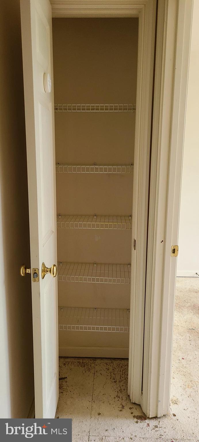 CROFTON VILLAGE - Residential