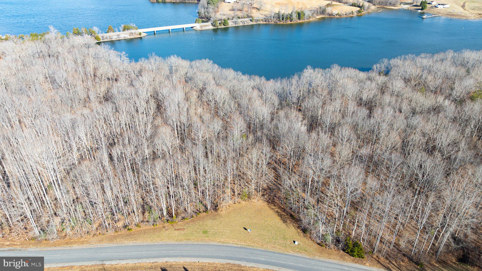 ESTATES AT TERRY'S RUN - Land