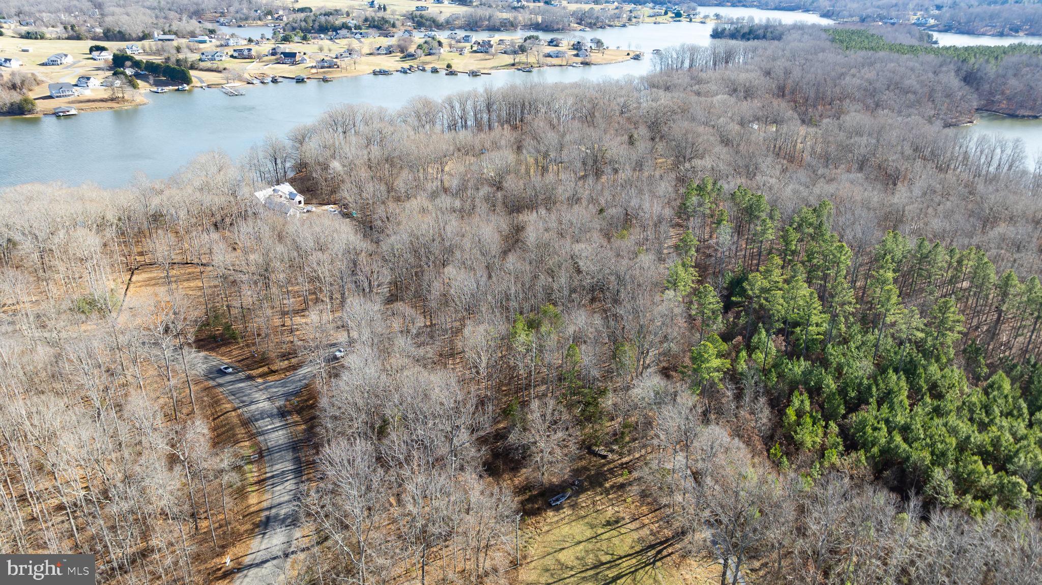 ESTATES AT TERRY'S RUN - Land