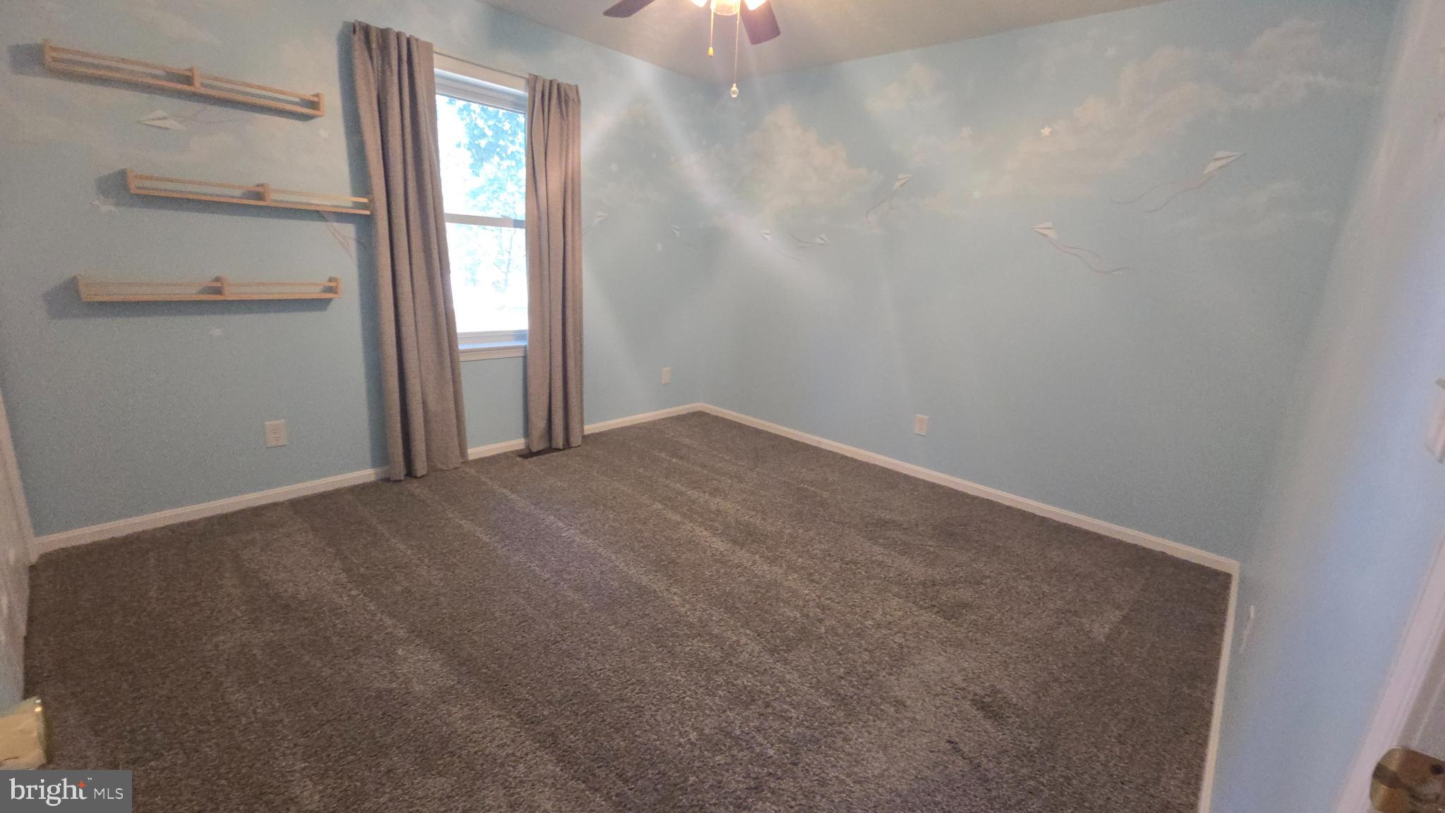 FOXCREST MANOR - Residential