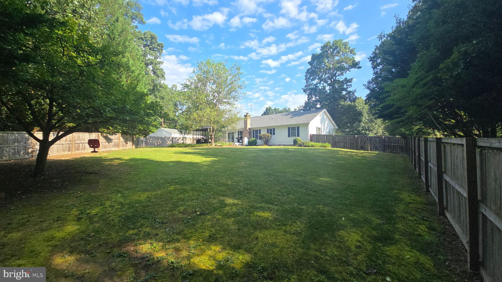 FOXCREST MANOR - Residential