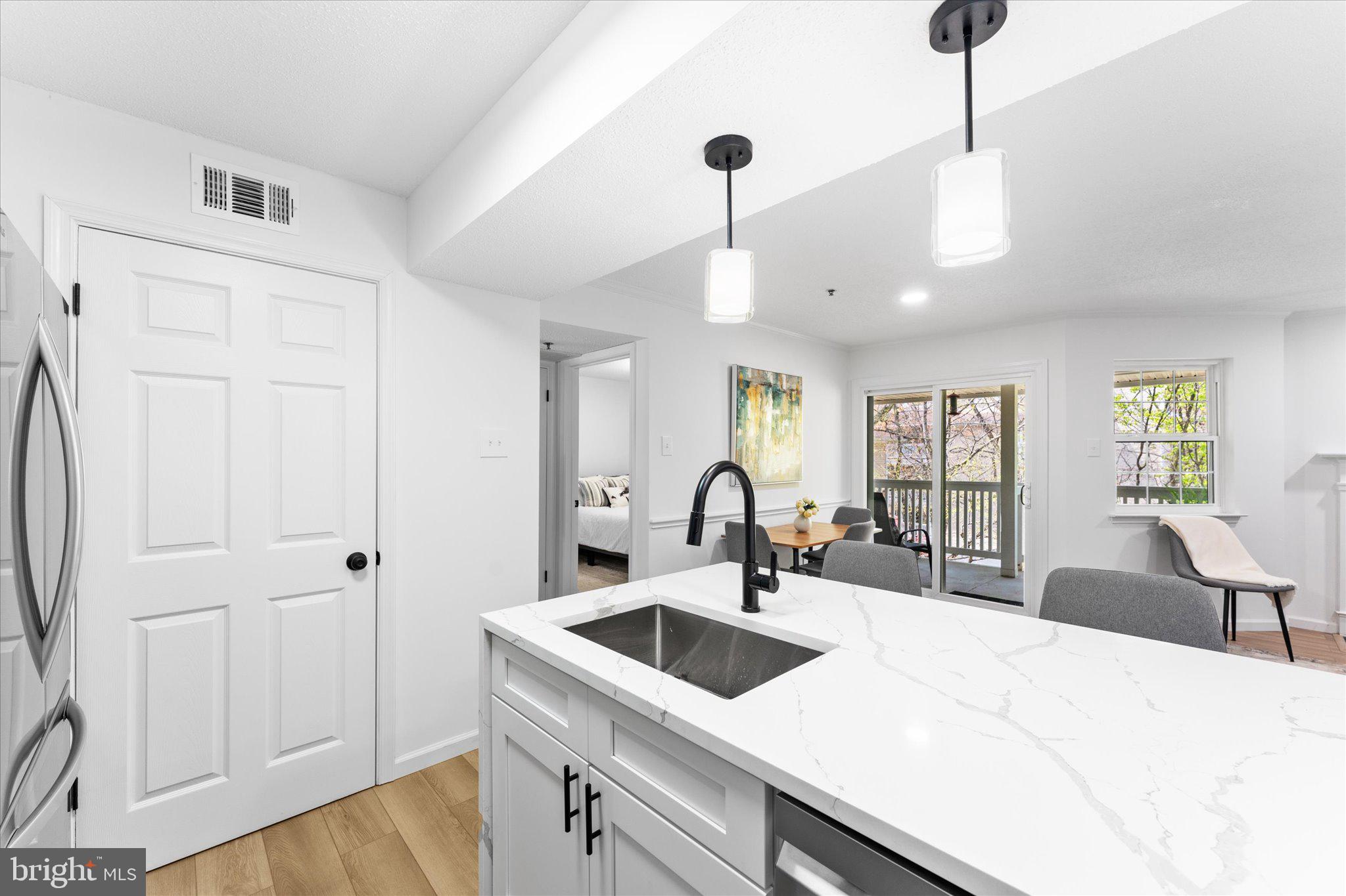 FOUNTAINS AT MCLEAN - Residential