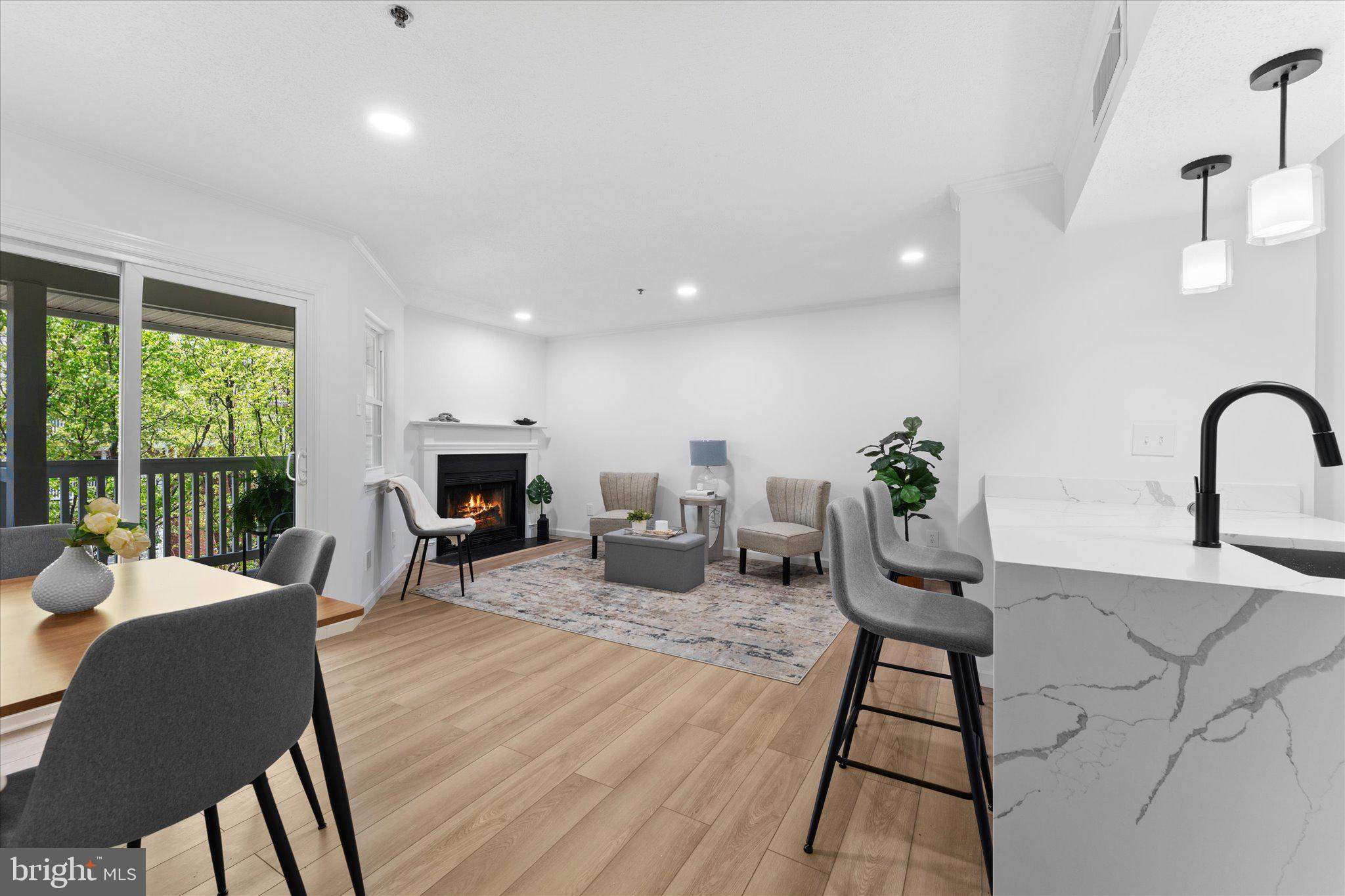 FOUNTAINS AT MCLEAN - Residential