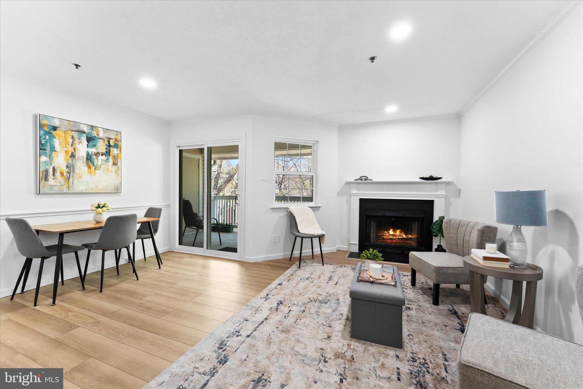 1504 LINCOLN WAY 400