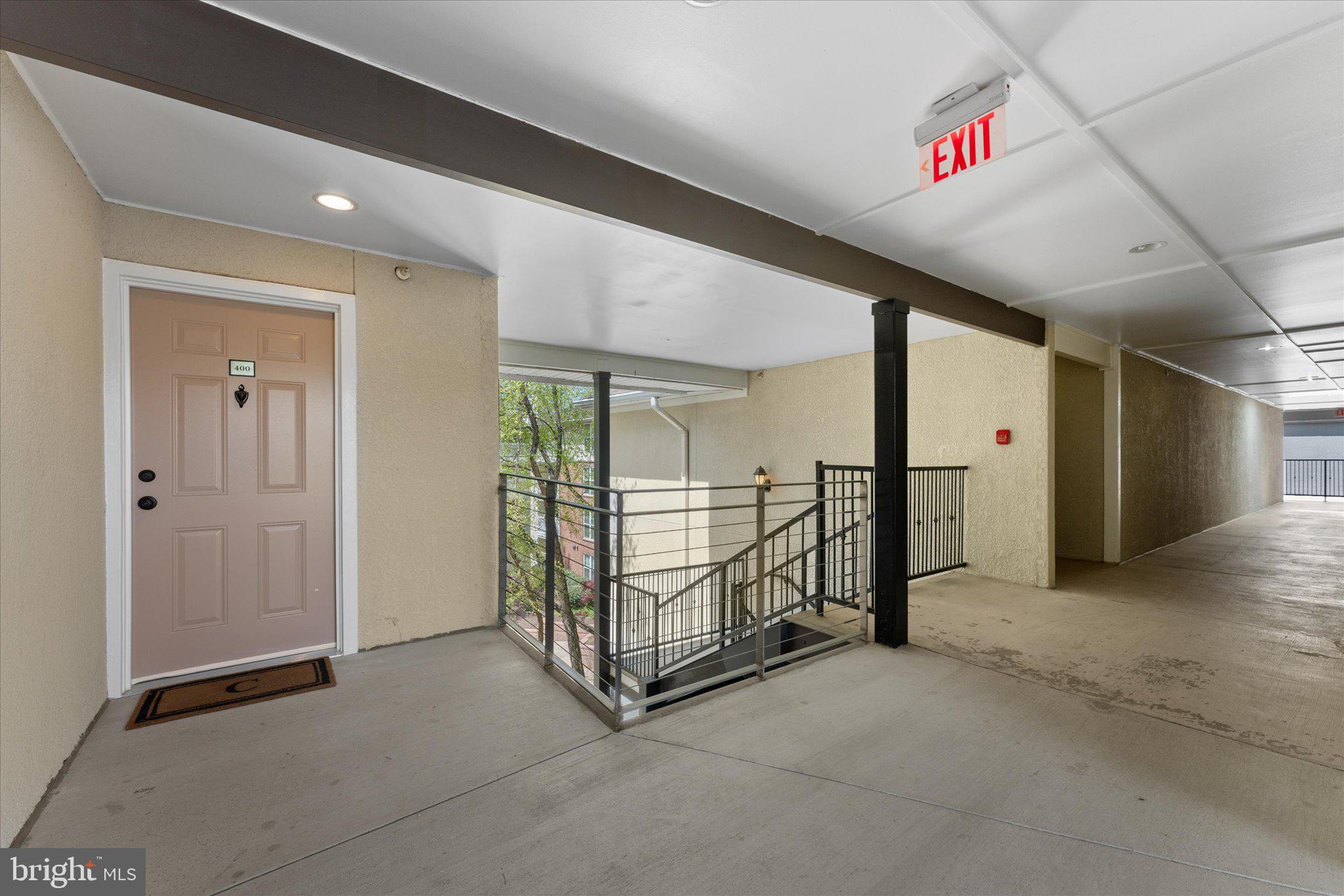 FOUNTAINS AT MCLEAN - Residential