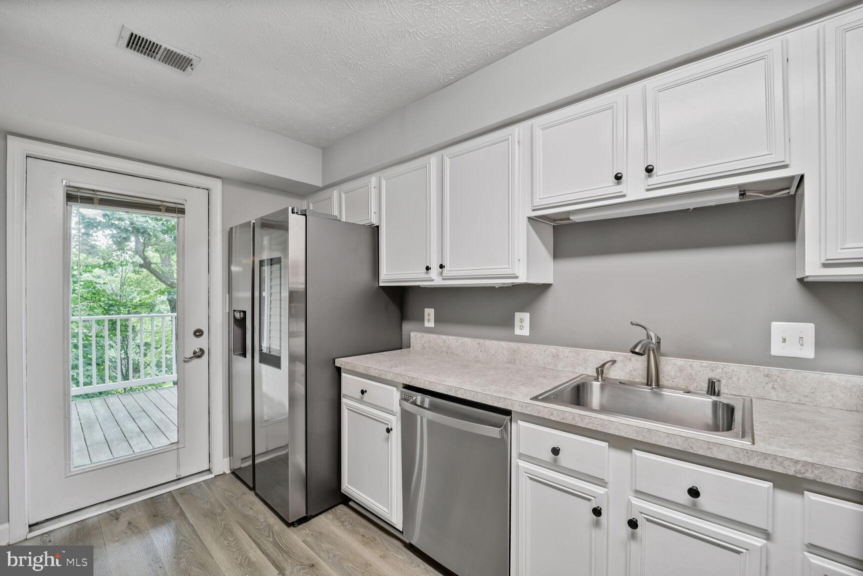 HARBOUR GATES - Residential