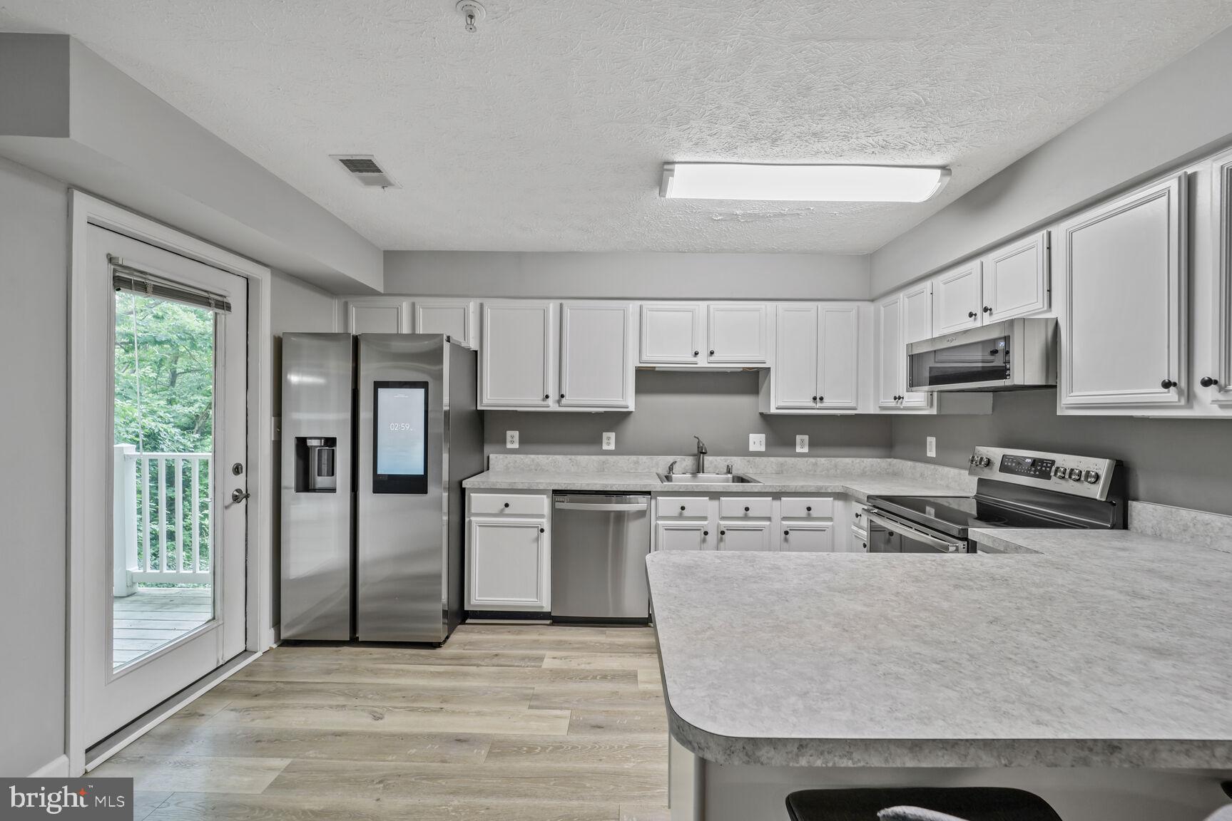 HARBOUR GATES - Residential