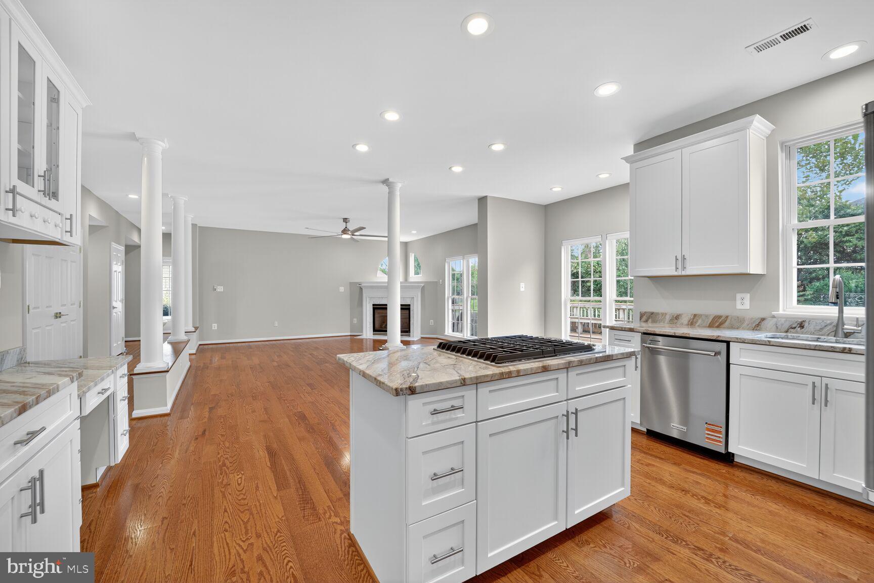 810 LAMOKA DRIVE