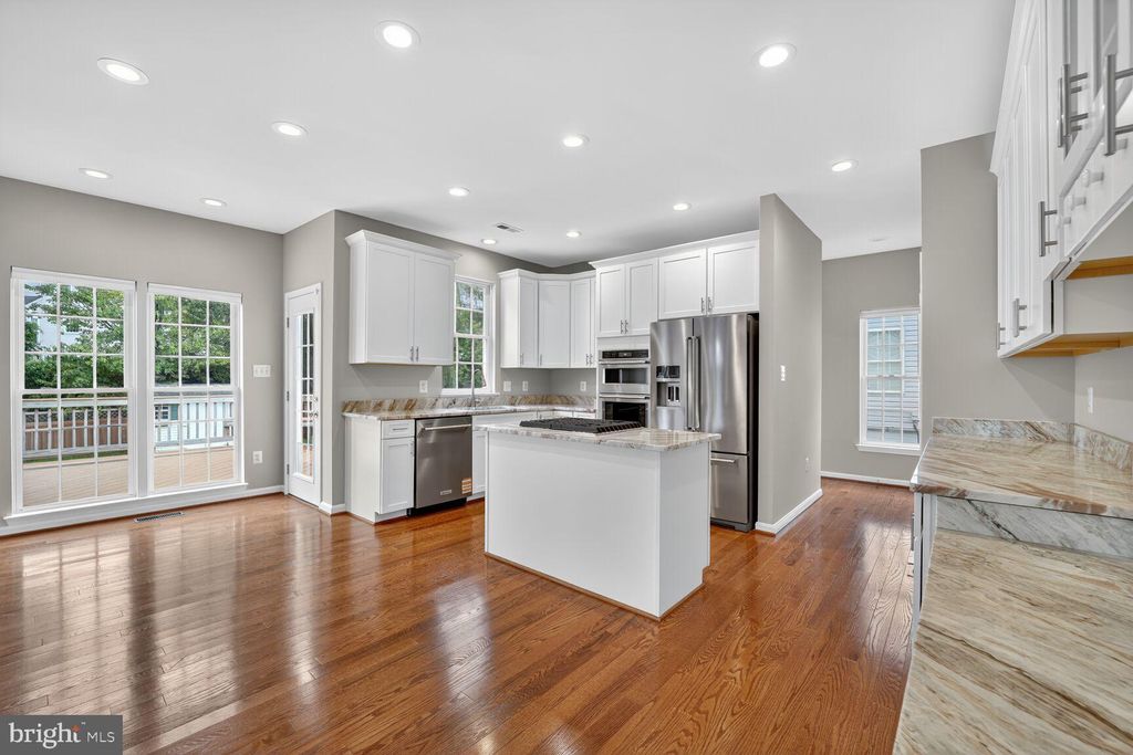 Photo of 810 Lamoka Drive, ODENTON, MD 21113 (MLS # MDAA2127284)
