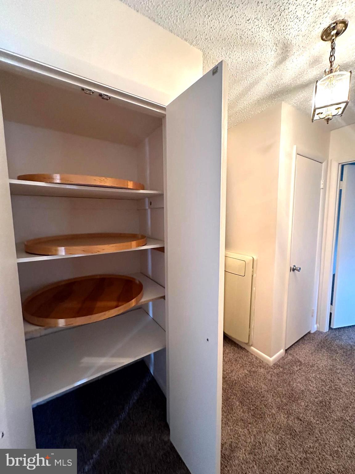 EDGEWOOD - Residential Lease