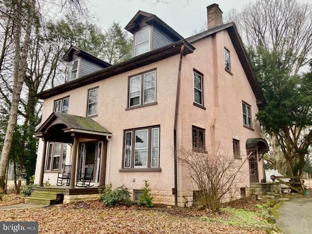 Photo of 2142 New Holland Pike, Lancaster, PA 17601 (MLS # PALA2051648)