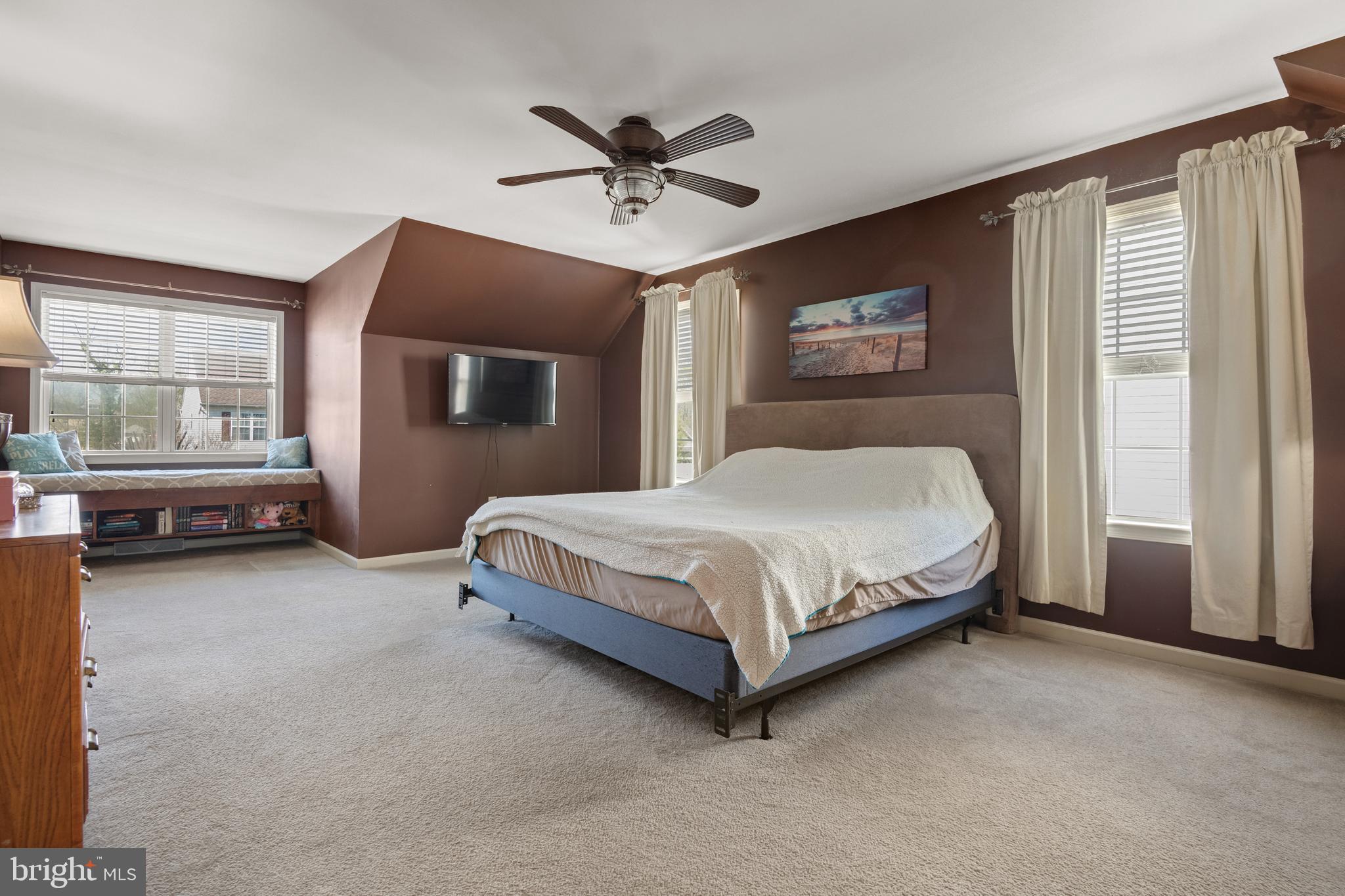 MOUNTVILLE BOROUGH - Residential