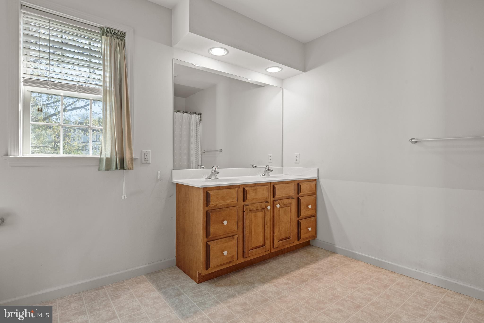 MOUNTVILLE BOROUGH - Residential