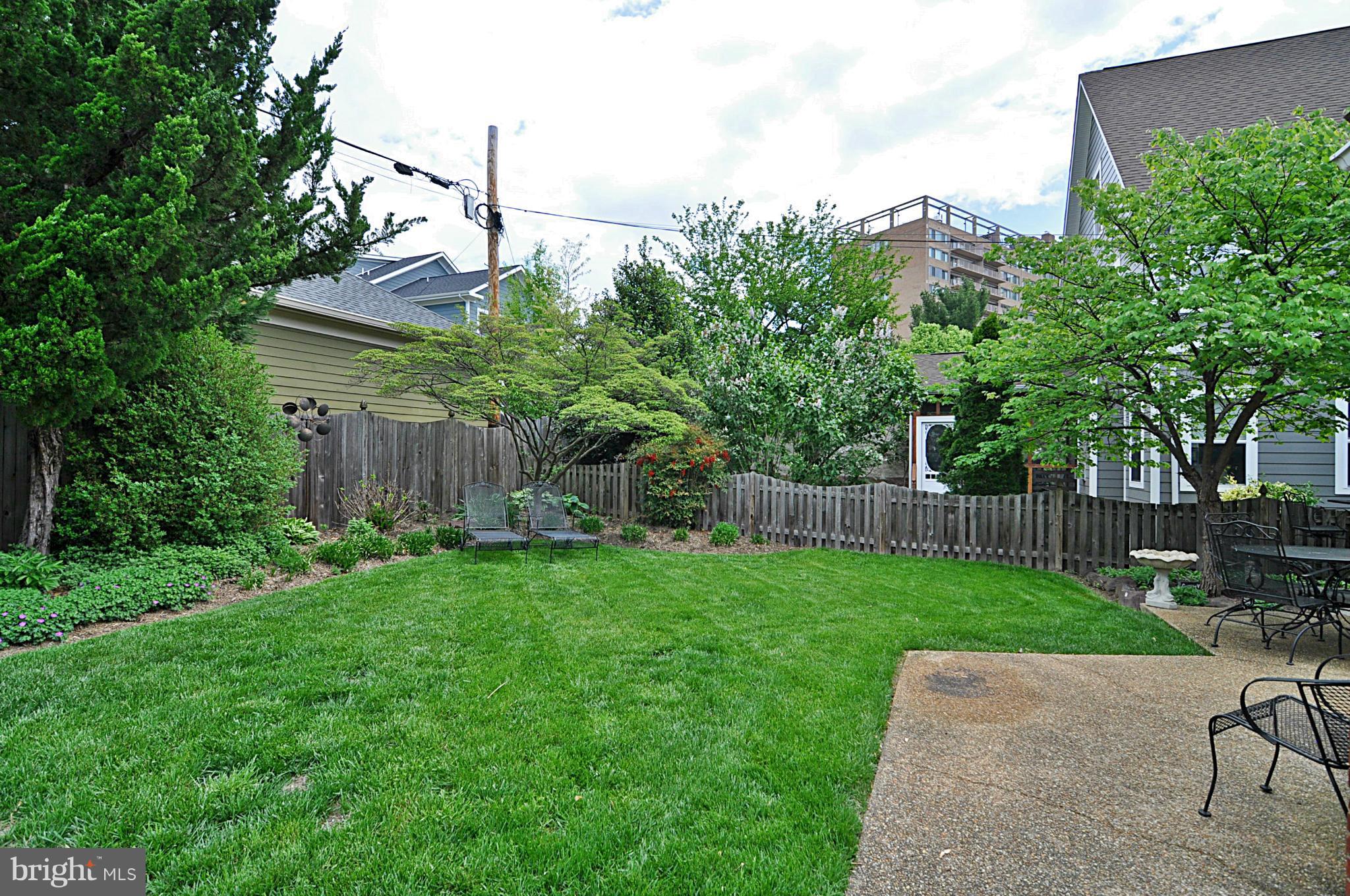 AURORA HILLS - Residential