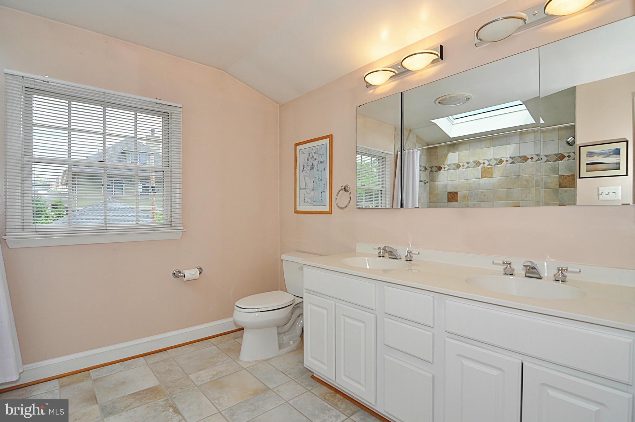 AURORA HILLS - Residential