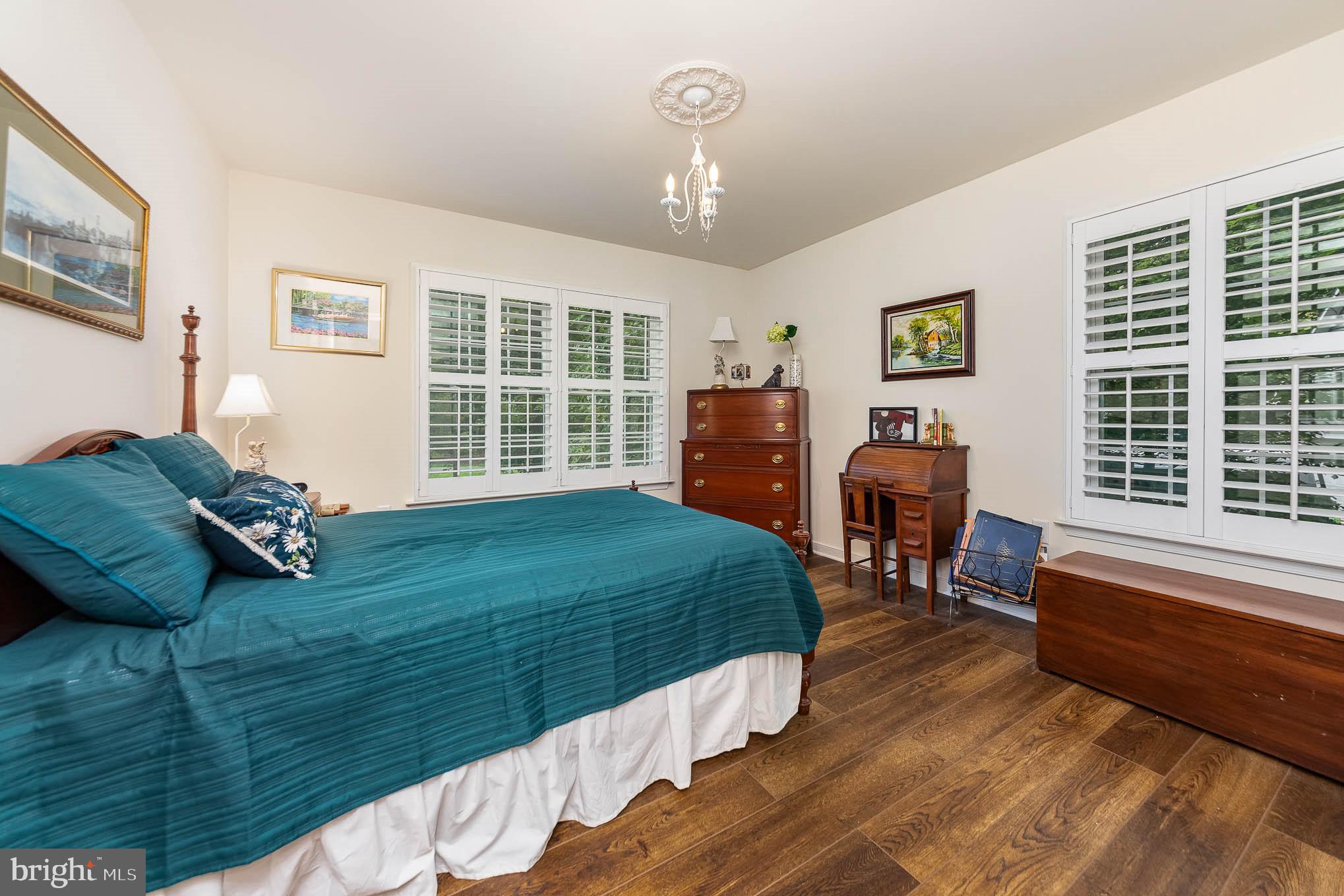 LAKE OF THE WOODS - Residential