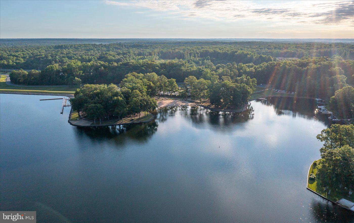 LAKE OF THE WOODS - Residential