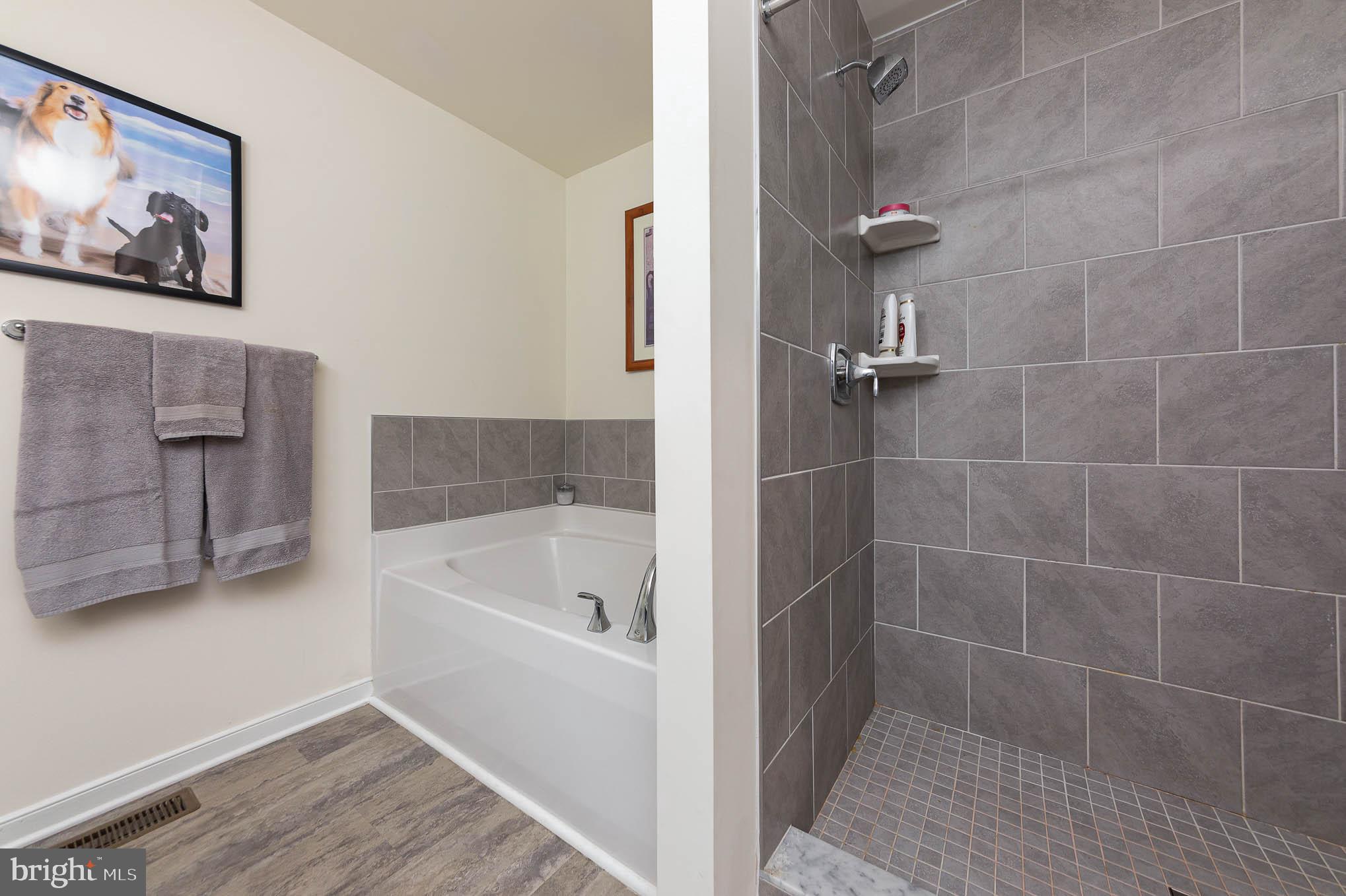 LAKE OF THE WOODS - Residential