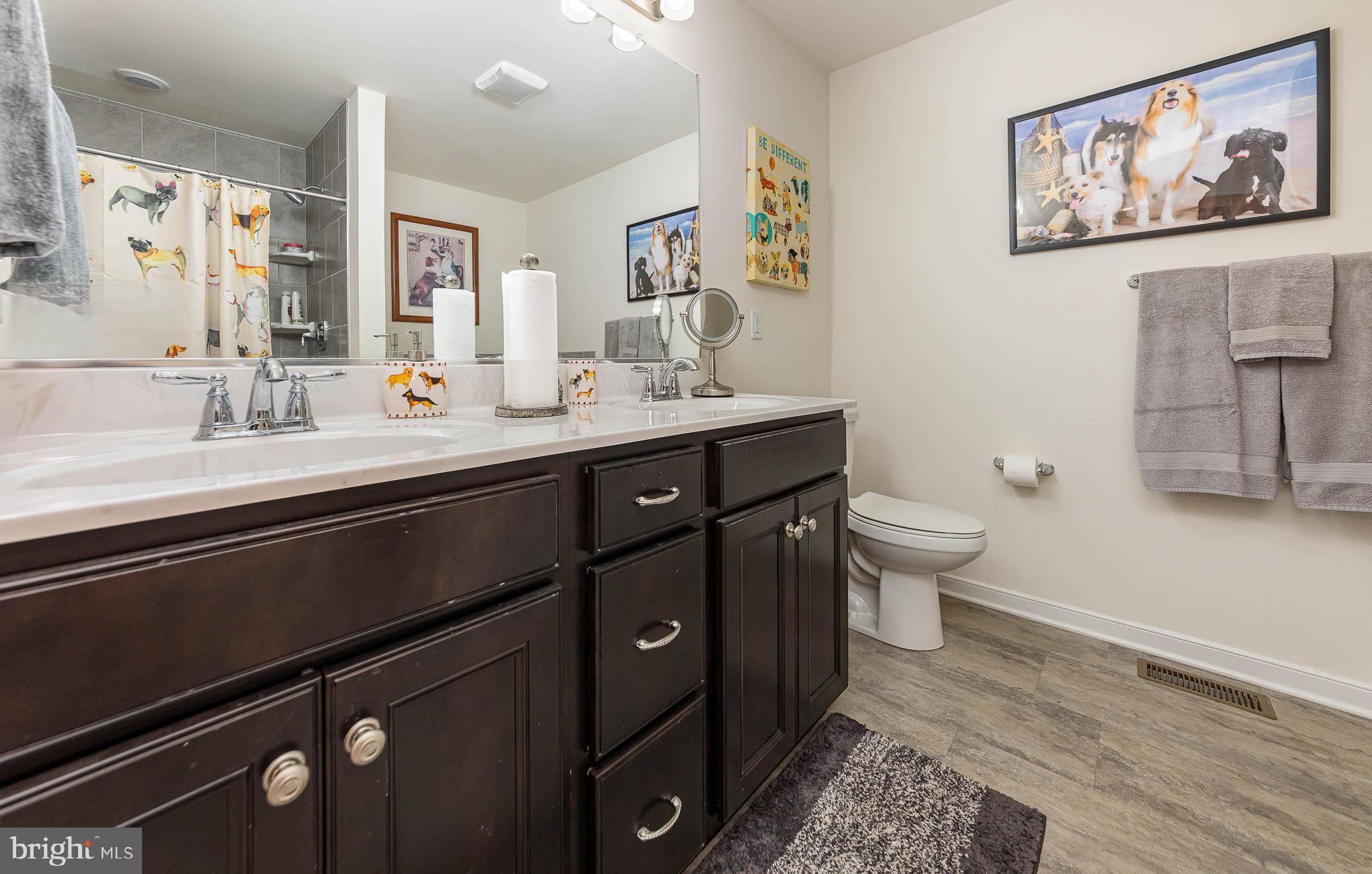 LAKE OF THE WOODS - Residential