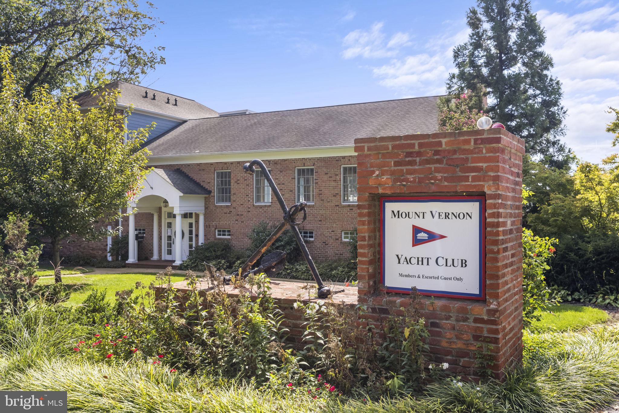 BELLE RIVE - Residential