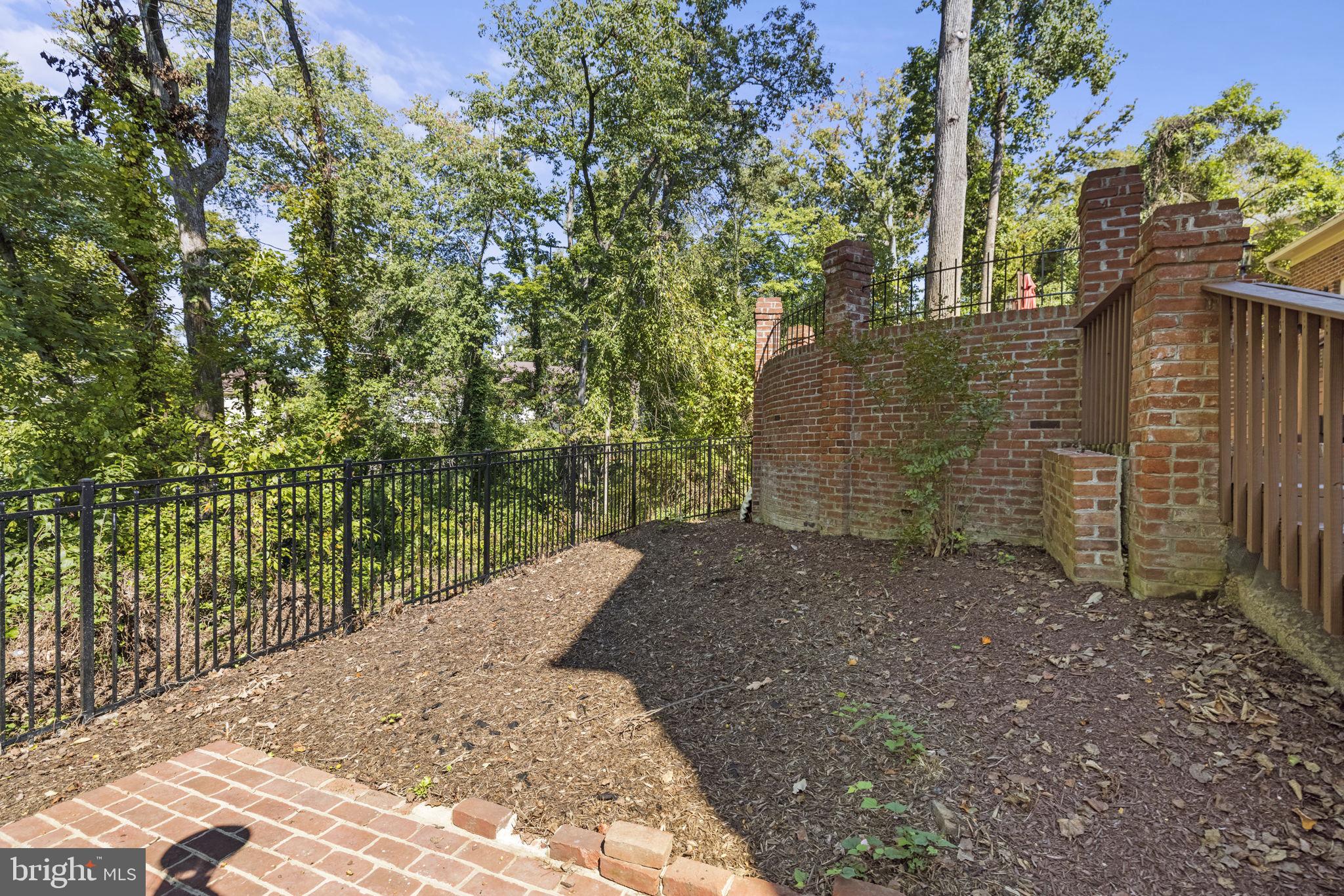 BELLE RIVE - Residential