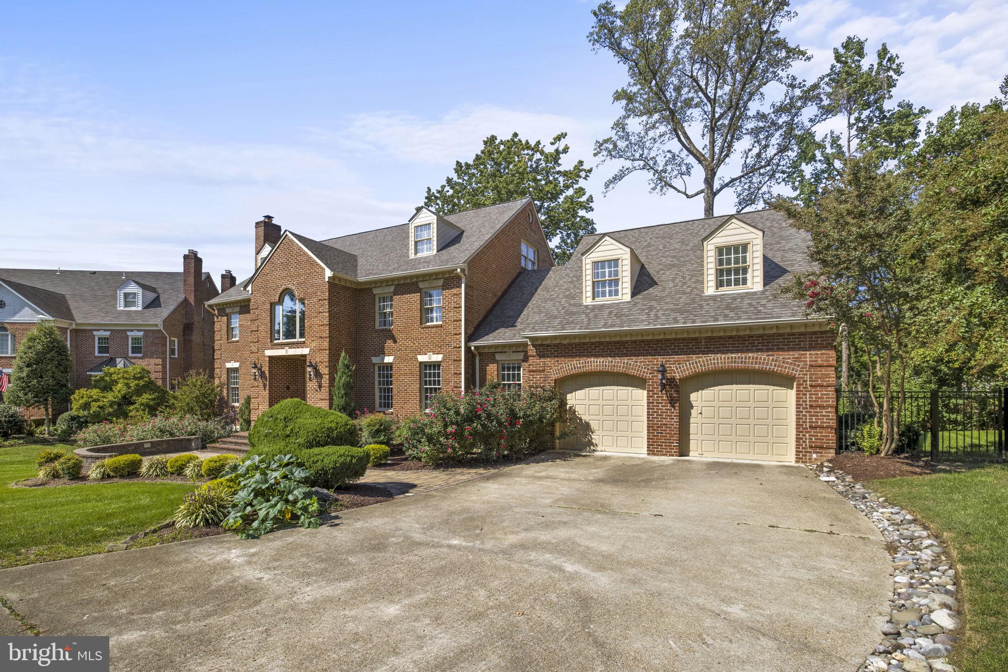 BELLE RIVE - Residential