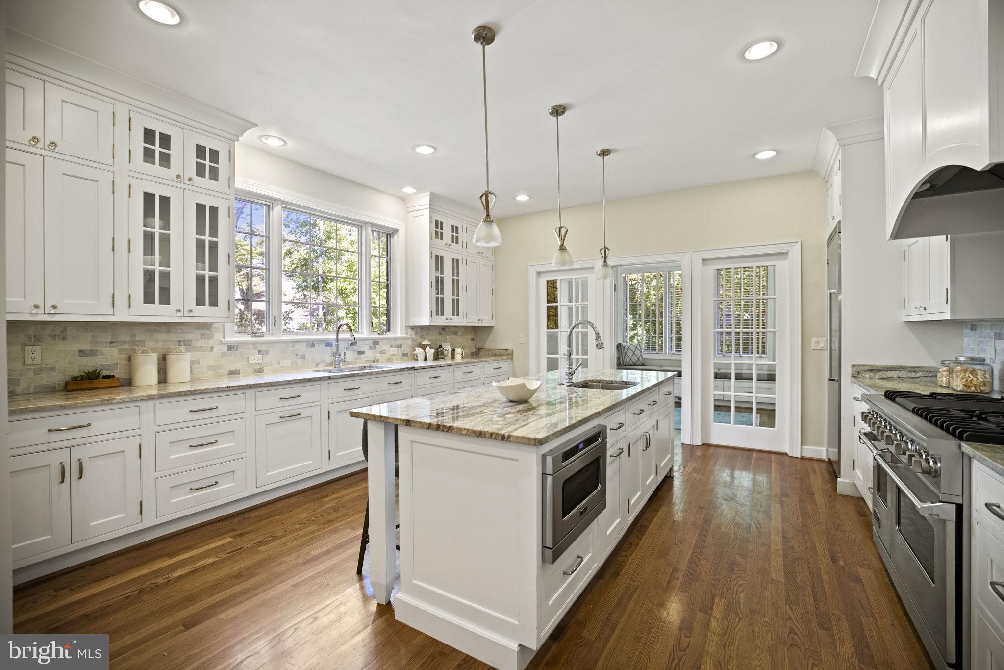 BELLE RIVE - Residential