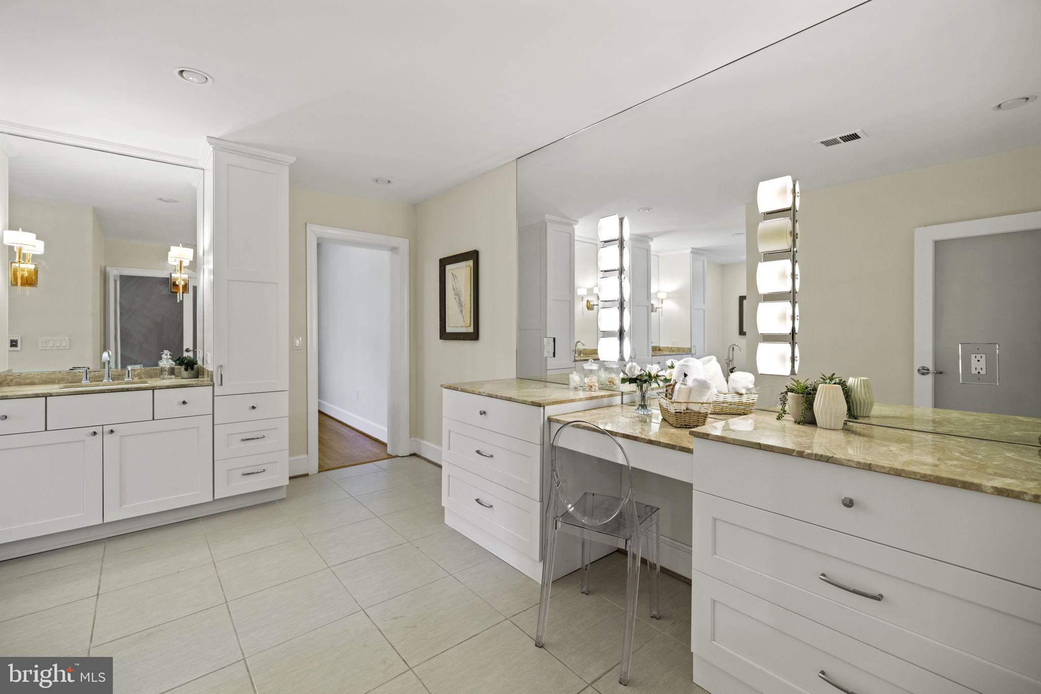 BELLE RIVE - Residential