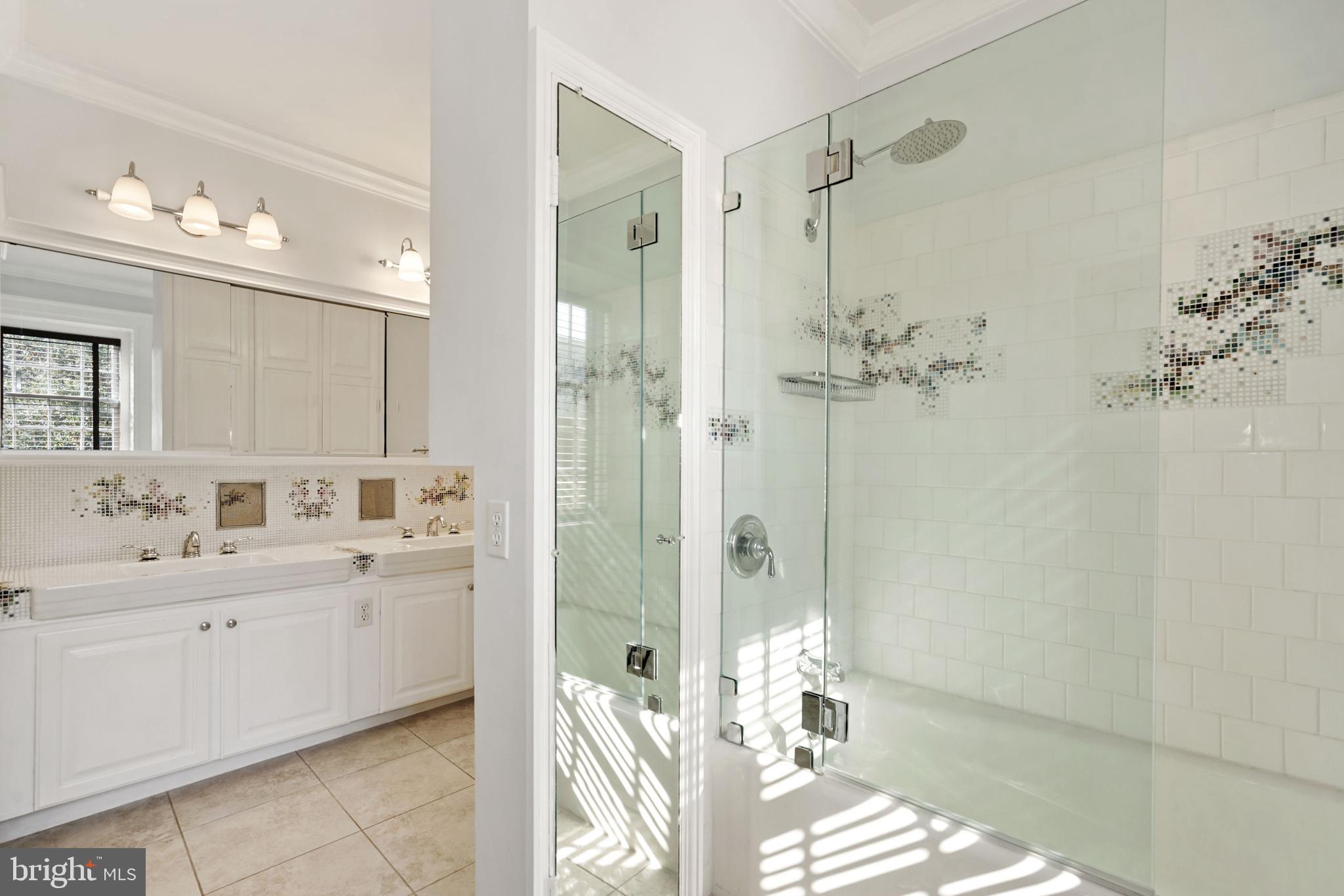 OLD TOWN ALEXANDRIA - Residential