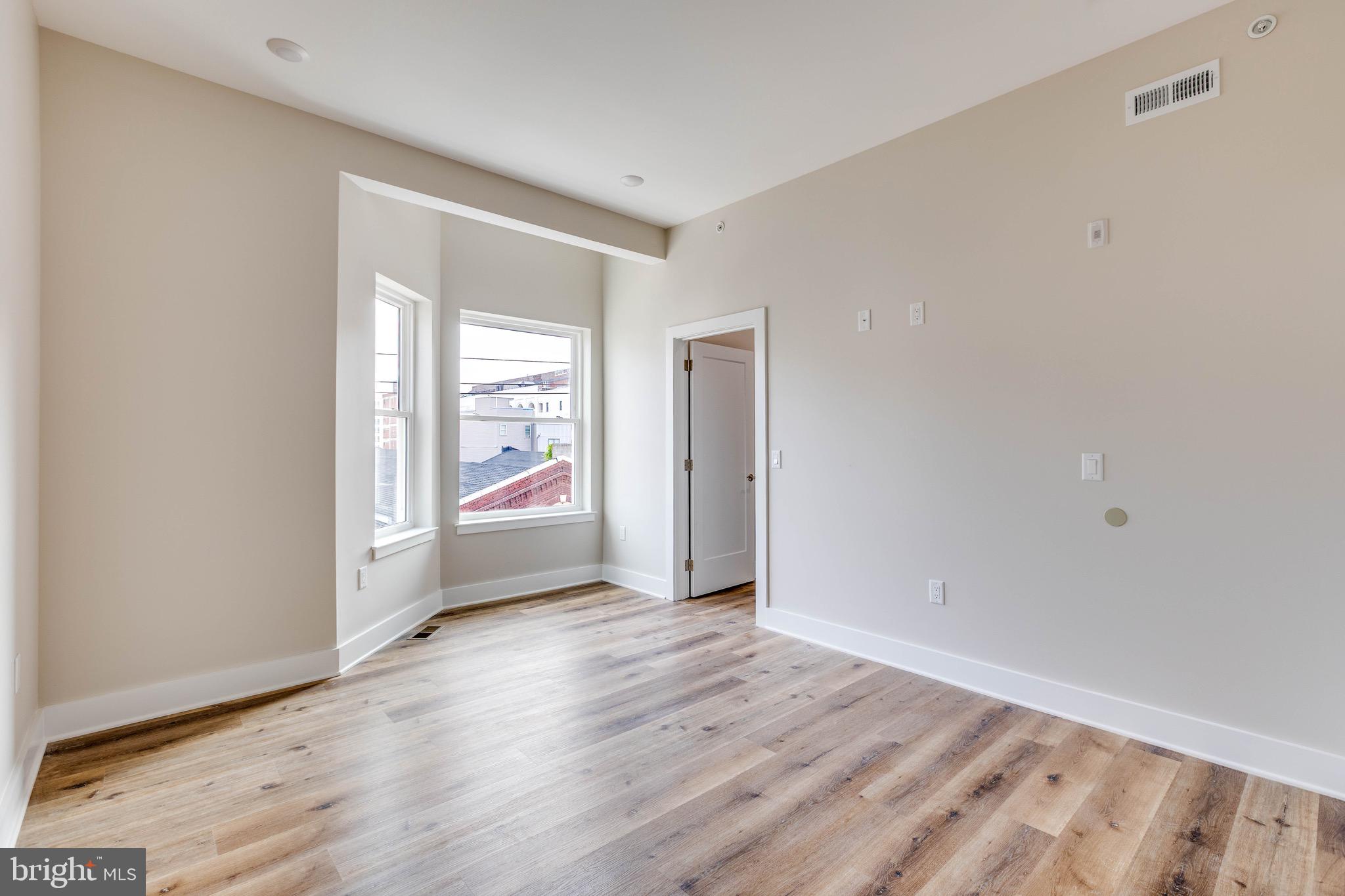 FRANCISVILLE - Residential Lease