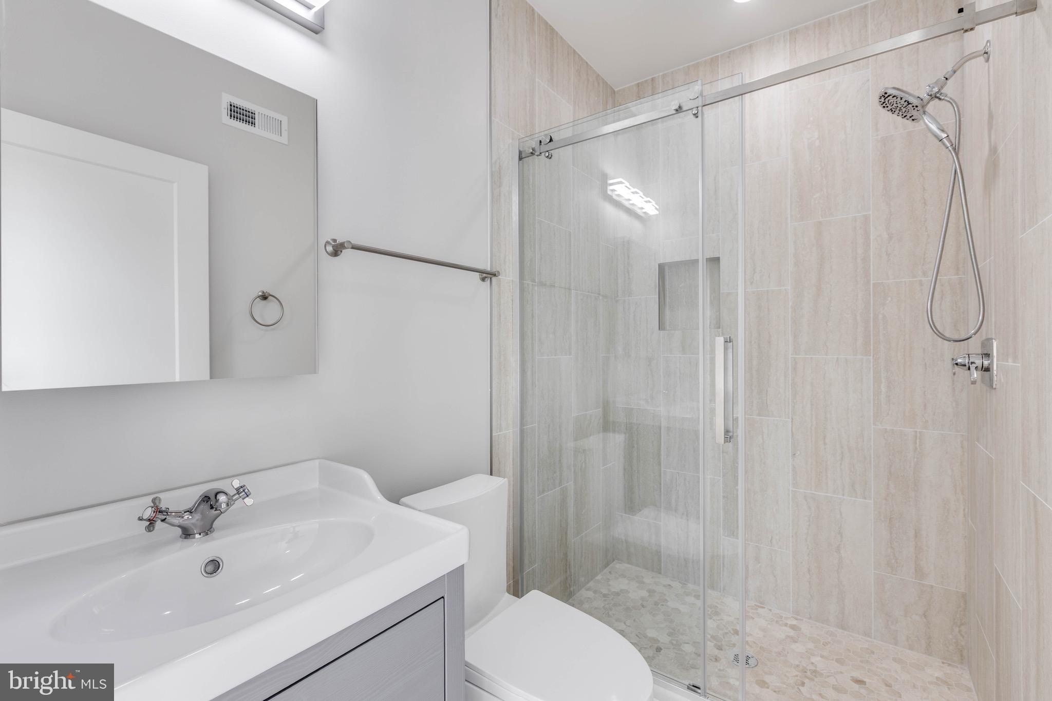 FRANCISVILLE - Residential Lease