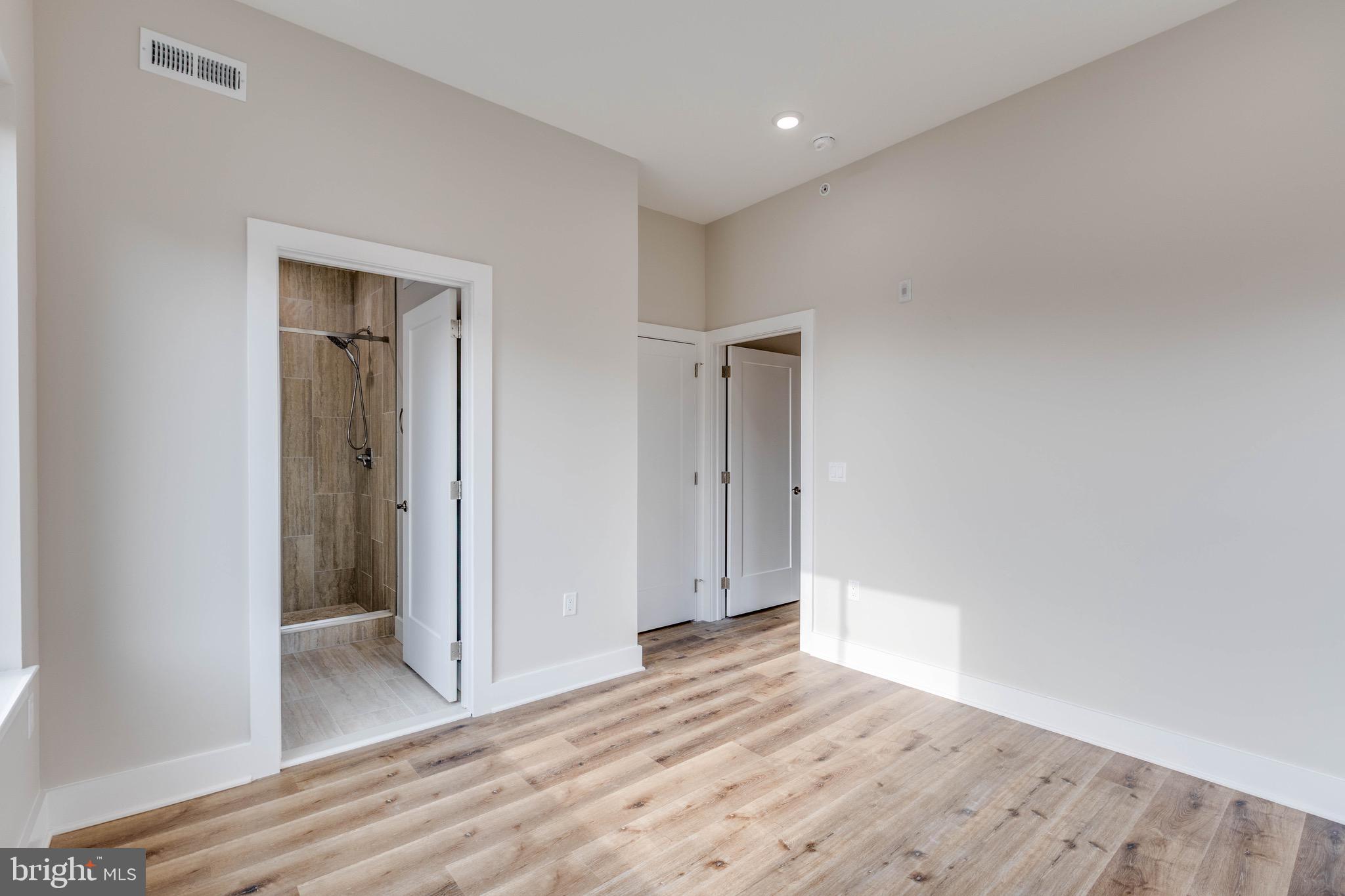 FRANCISVILLE - Residential Lease