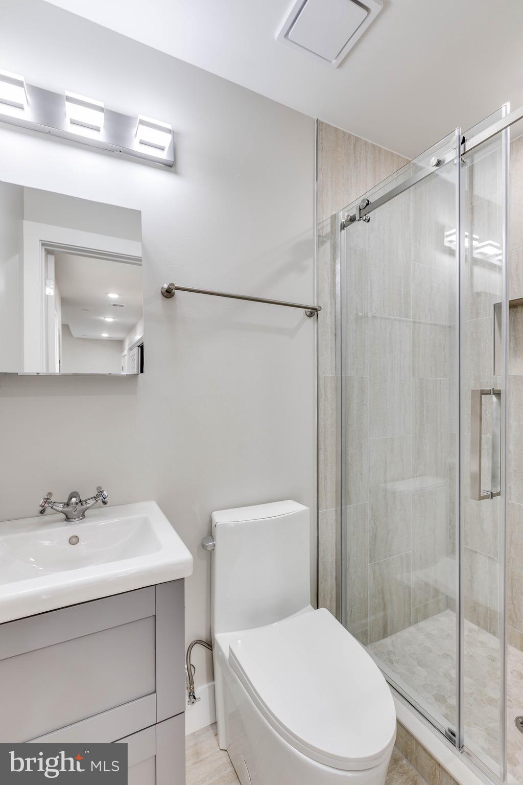 FRANCISVILLE - Residential Lease