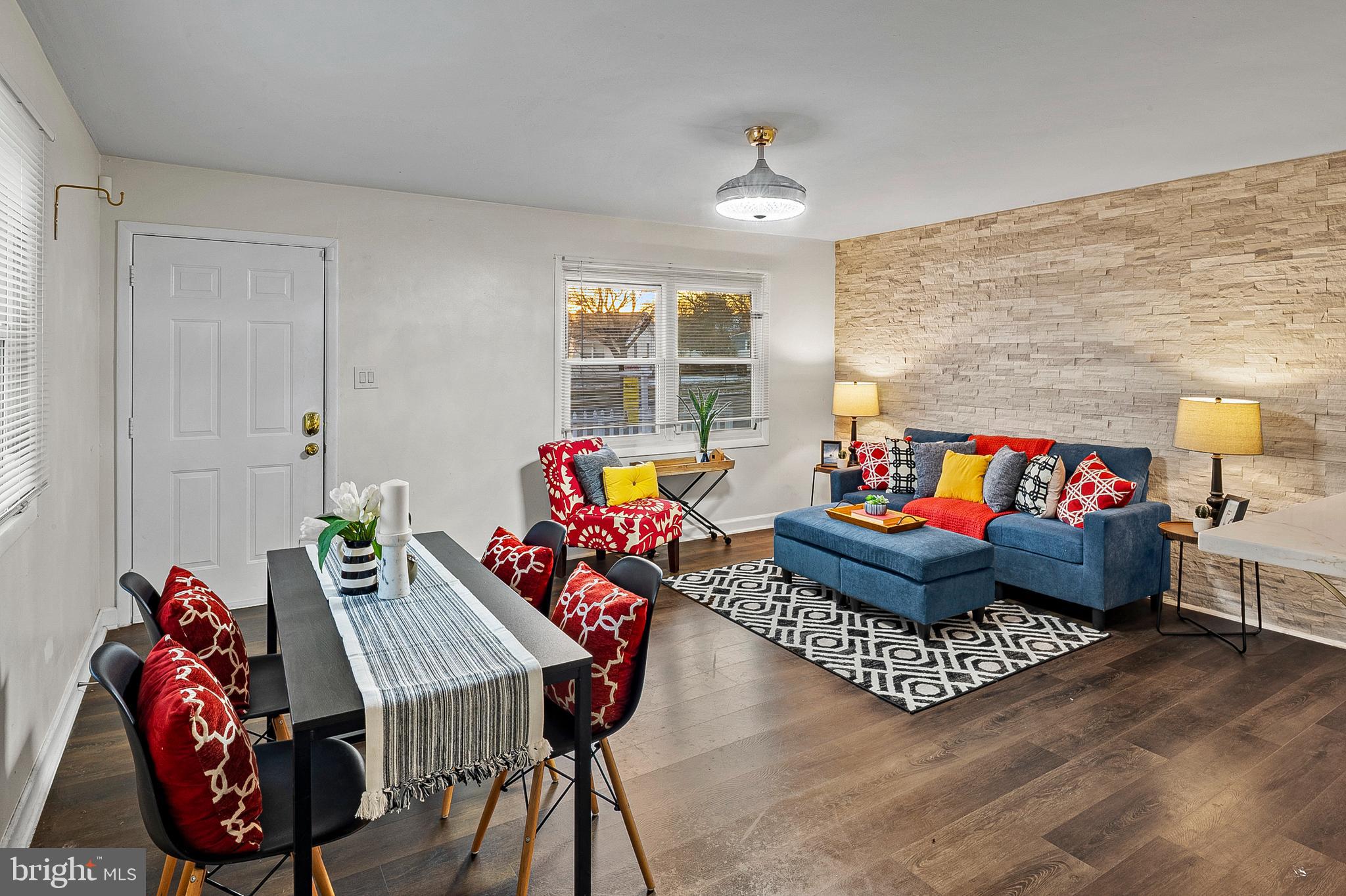 FAIRLAWN-LAUREL - Residential