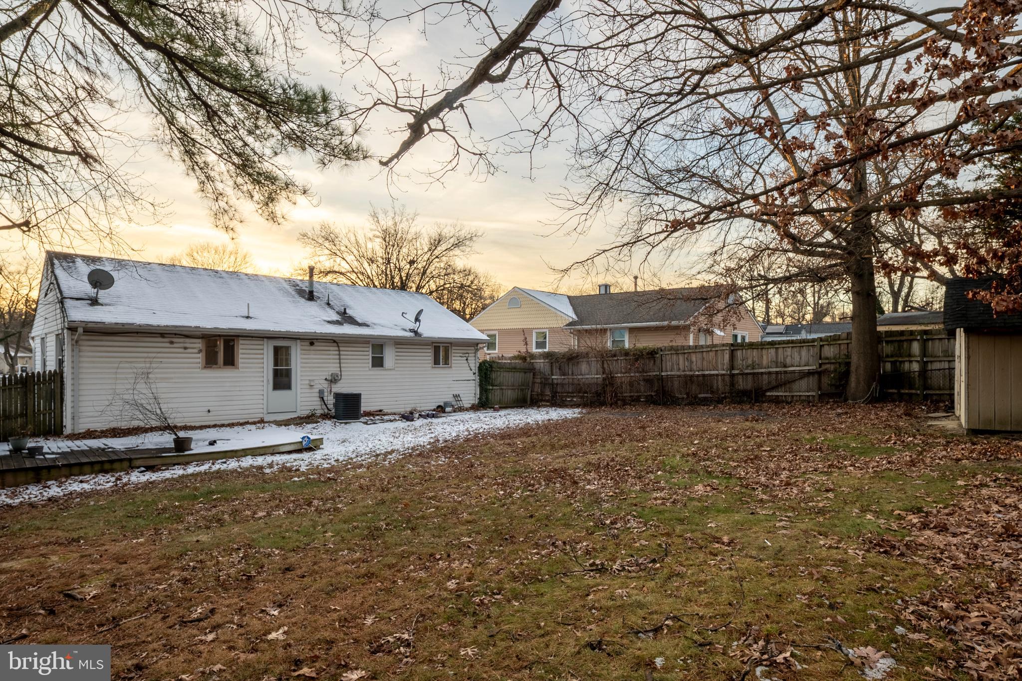 FAIRLAWN-LAUREL - Residential