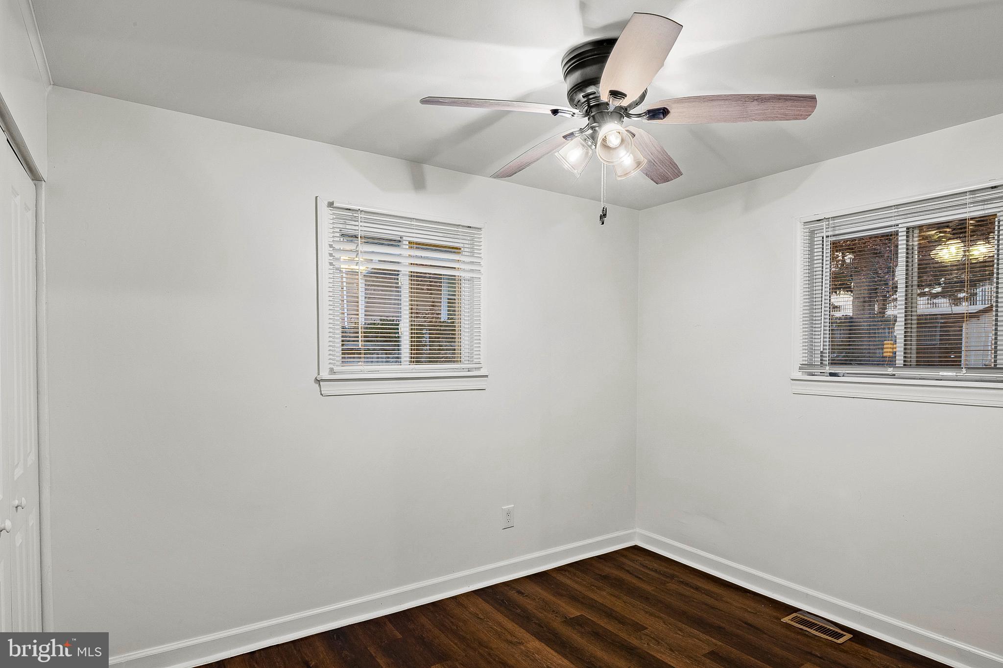 FAIRLAWN-LAUREL - Residential