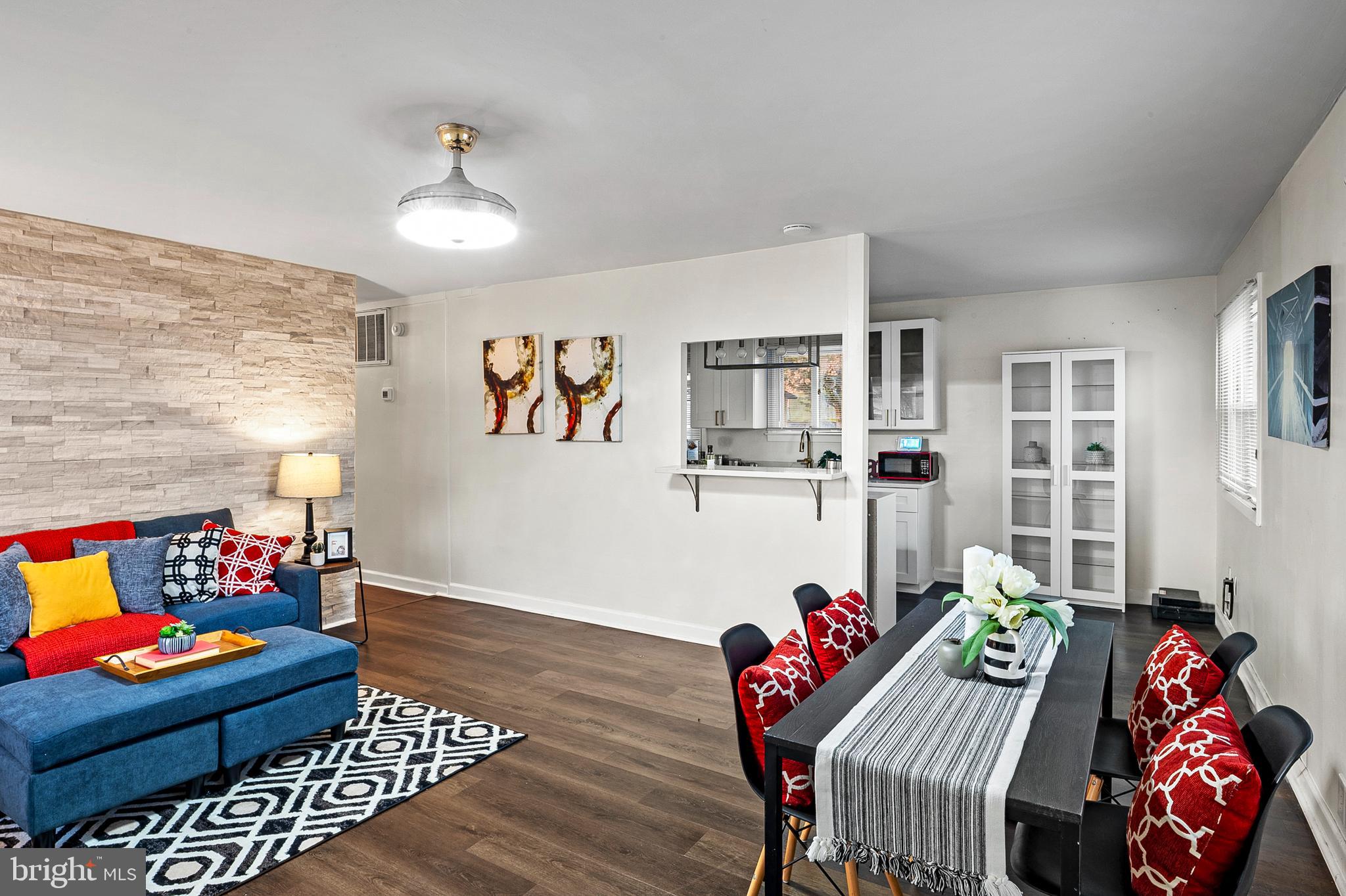 FAIRLAWN-LAUREL - Residential