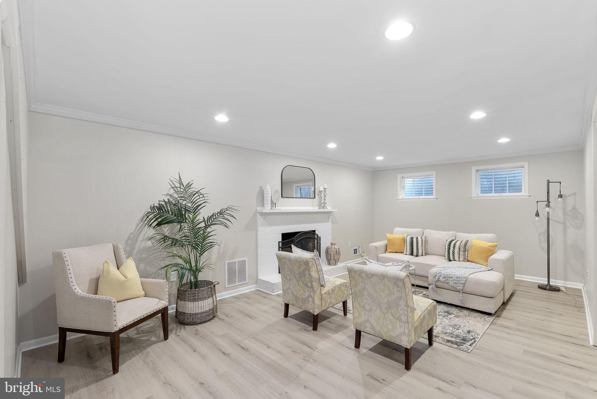 HILLMEAD - Residential