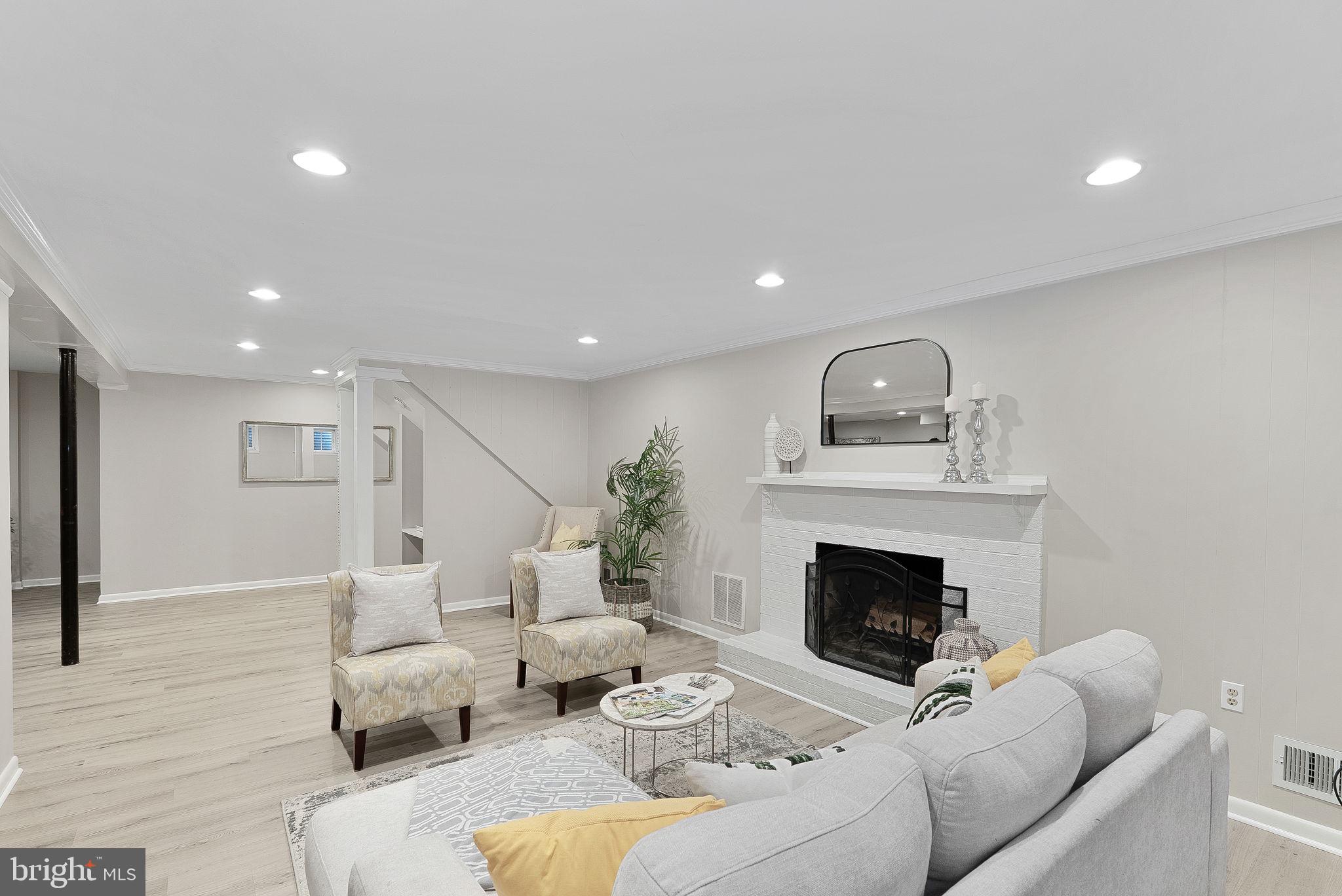 HILLMEAD - Residential