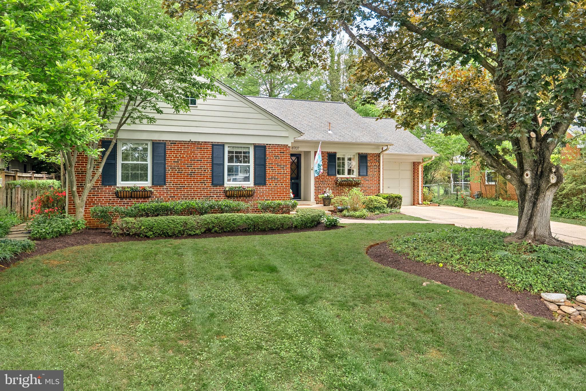 HILLMEAD - Residential