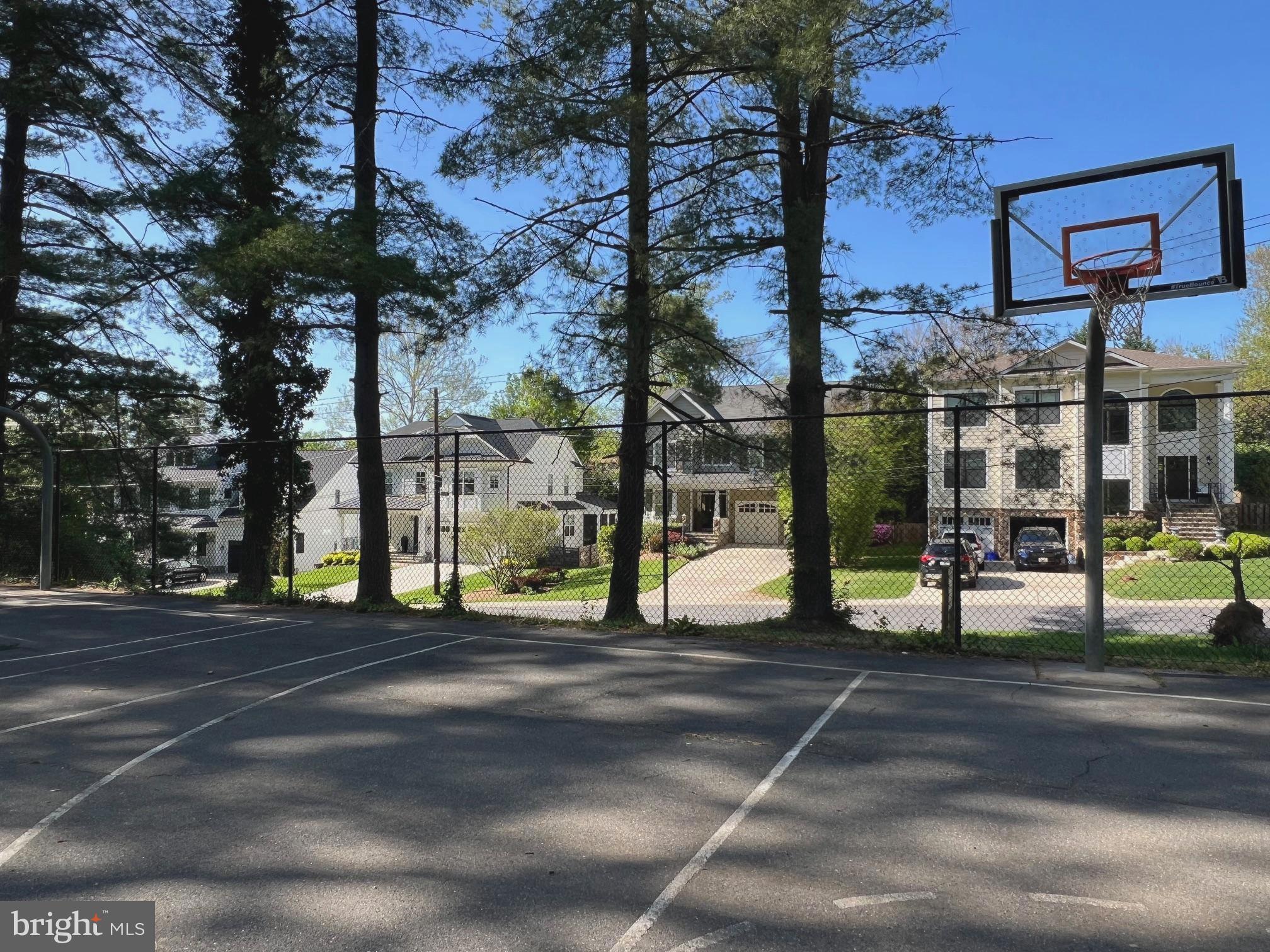 HILLMEAD - Residential