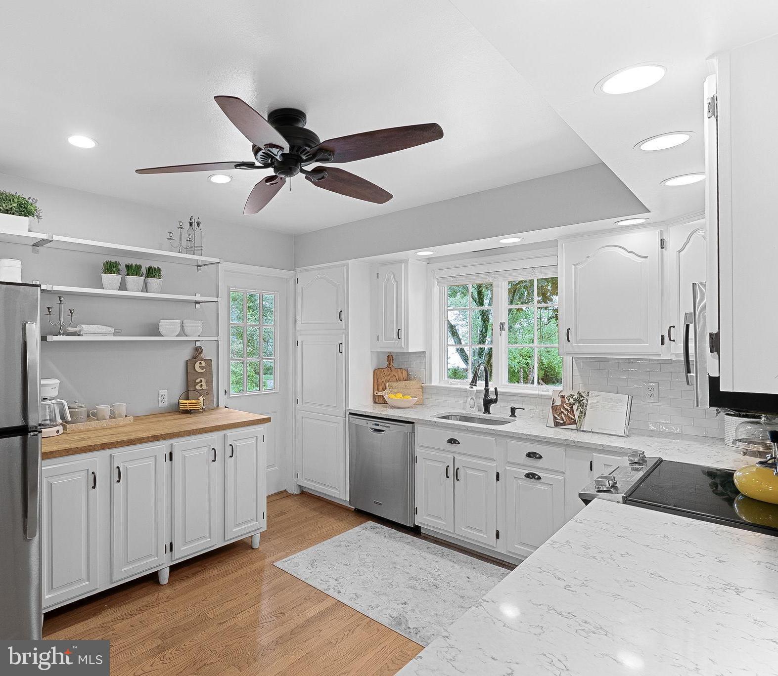 HILLMEAD - Residential