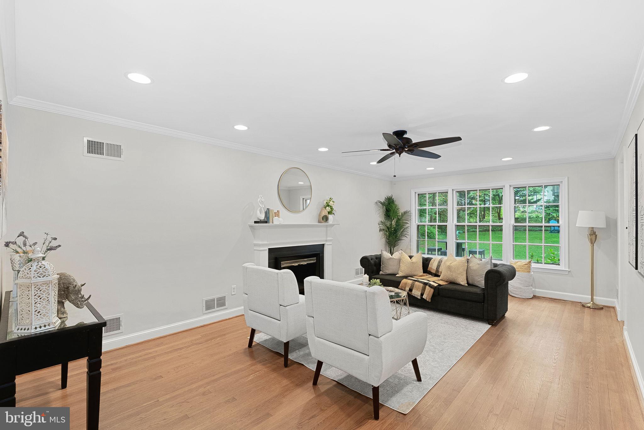 8707 RIDGE ROAD
