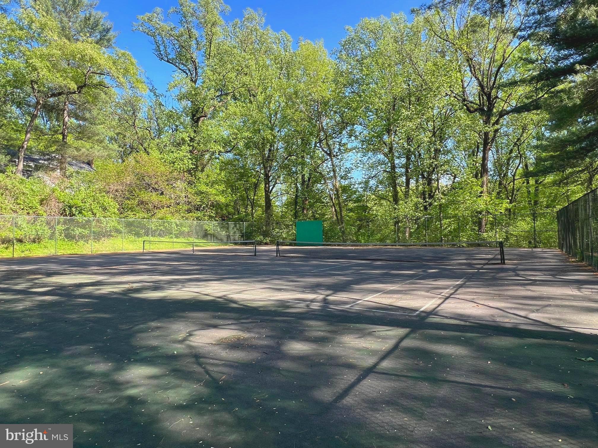 HILLMEAD - Residential