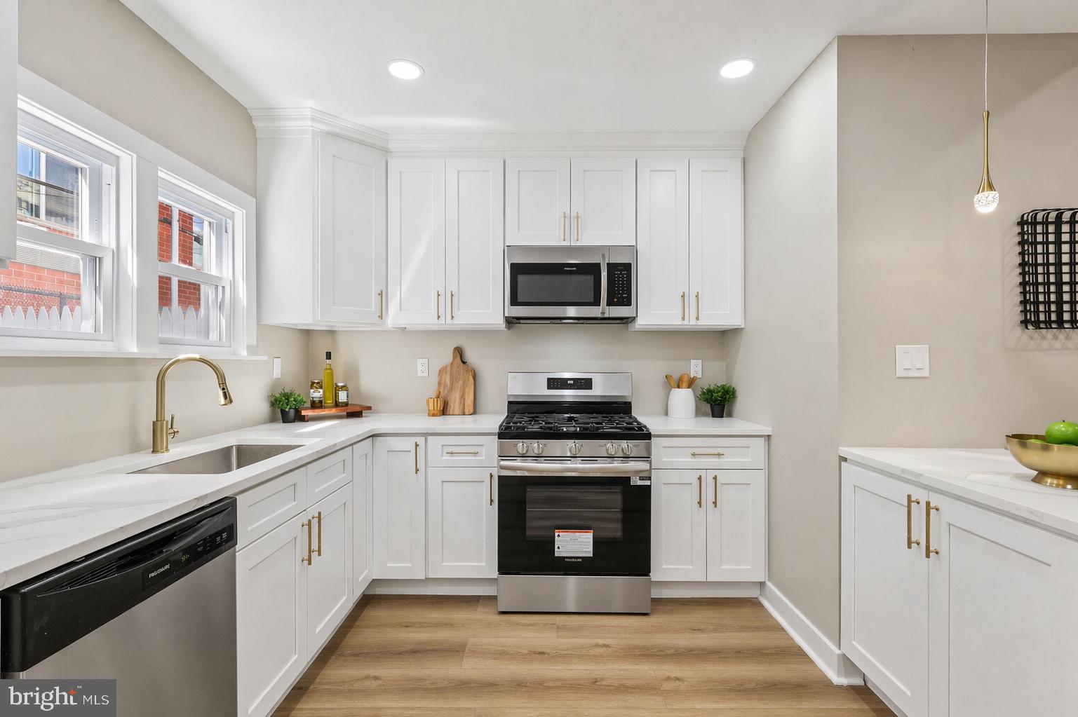 WHITMAN - Residential