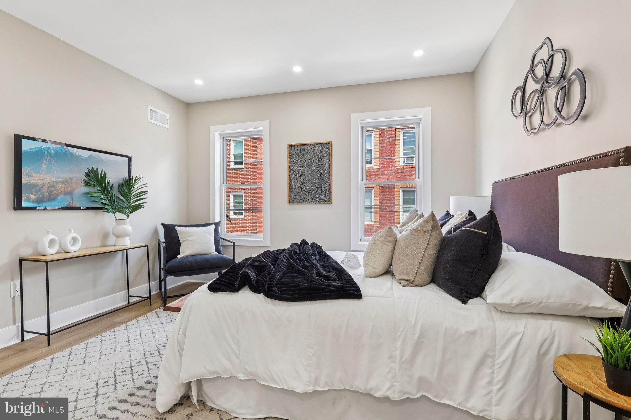 WHITMAN - Residential