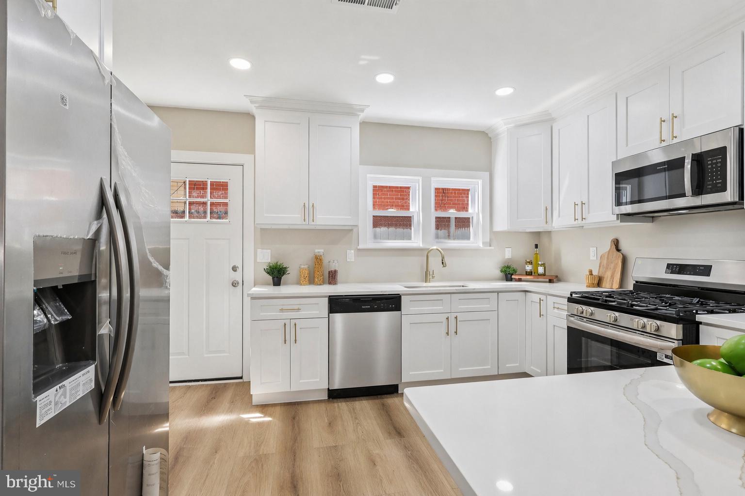 WHITMAN - Residential