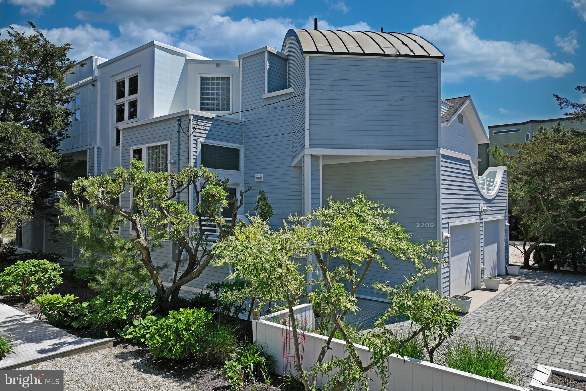 2209 SEAVIEW AVENUE
