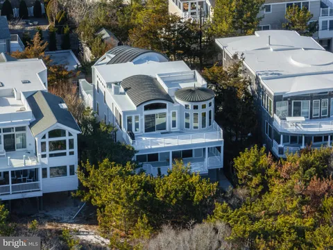 2209 Seaview Avenue, Barnegat Light, NJ MLS: NJOC2031672