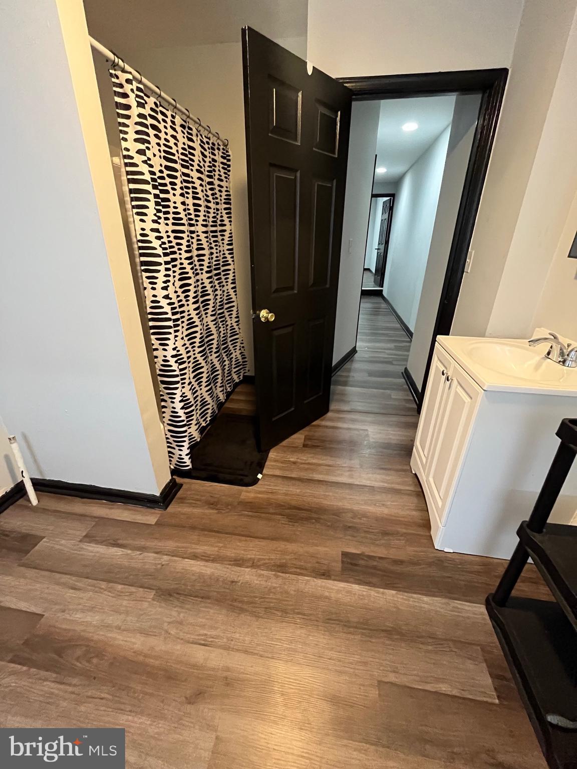 HARLEM PARK - Residential Lease